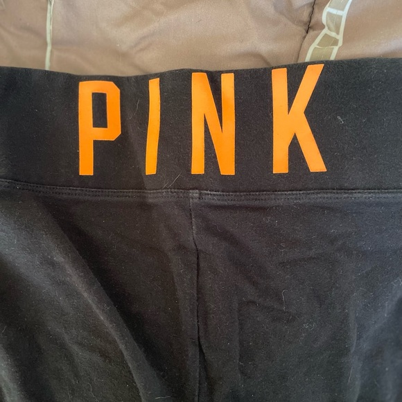 PINK Limited Edition SF Giants Activewear - Picture 4 of 11